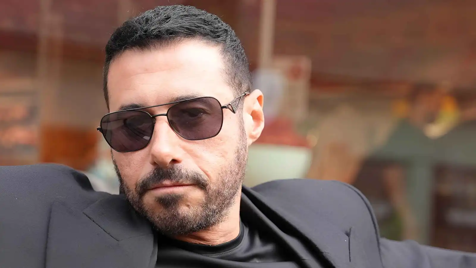 أحمد السعدني ينتقد احتفالية منتخب مصر في استاد القاهرة