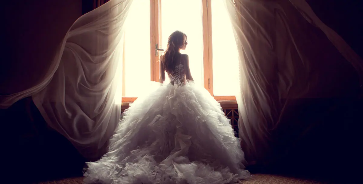 الخطوات السحرية لاختيار فستان زفافك الذي تحلمين به