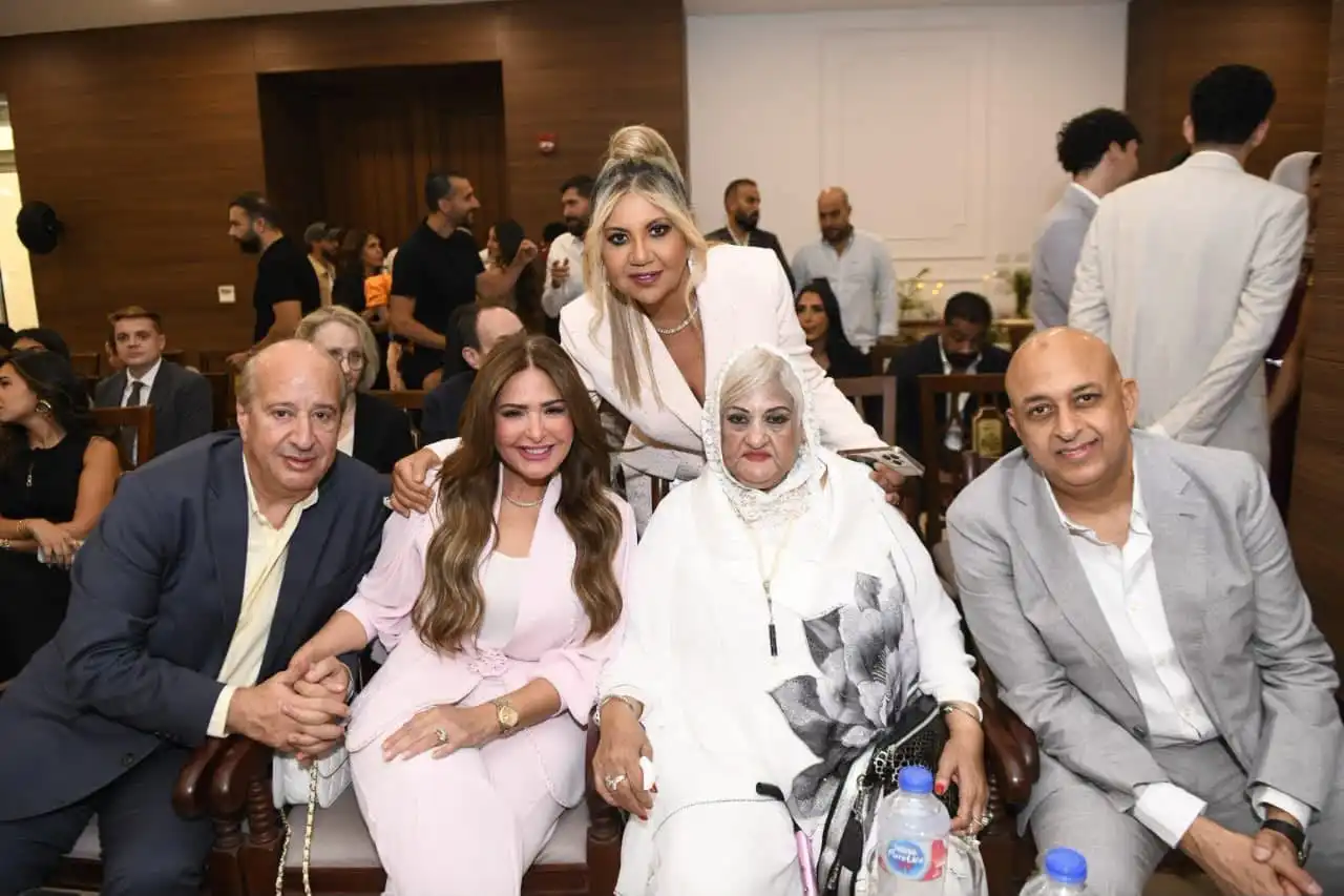 صابرين تحتفل بعقد قران نجلها نور في أجواء عائلية