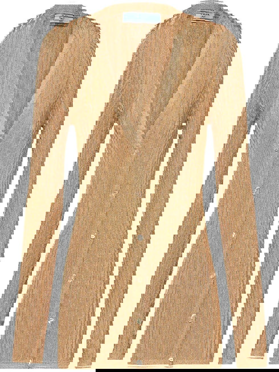 03628c15-f8f4-4bcf-9a23-49c6d51eb79f