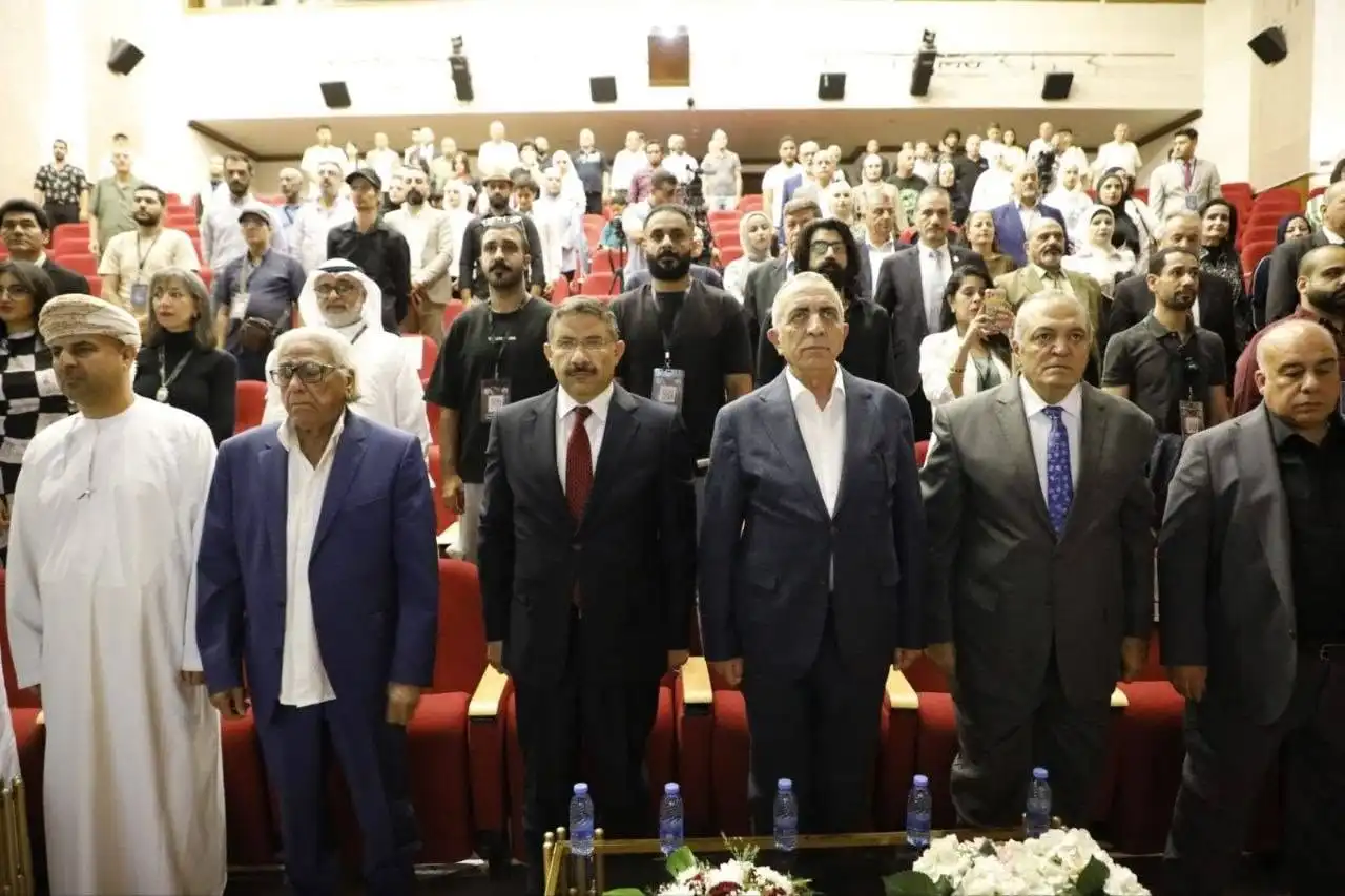 جواد الأسدي يكرم في مهرجان صيف الزرقاء بعد 5 عقود في المسرح