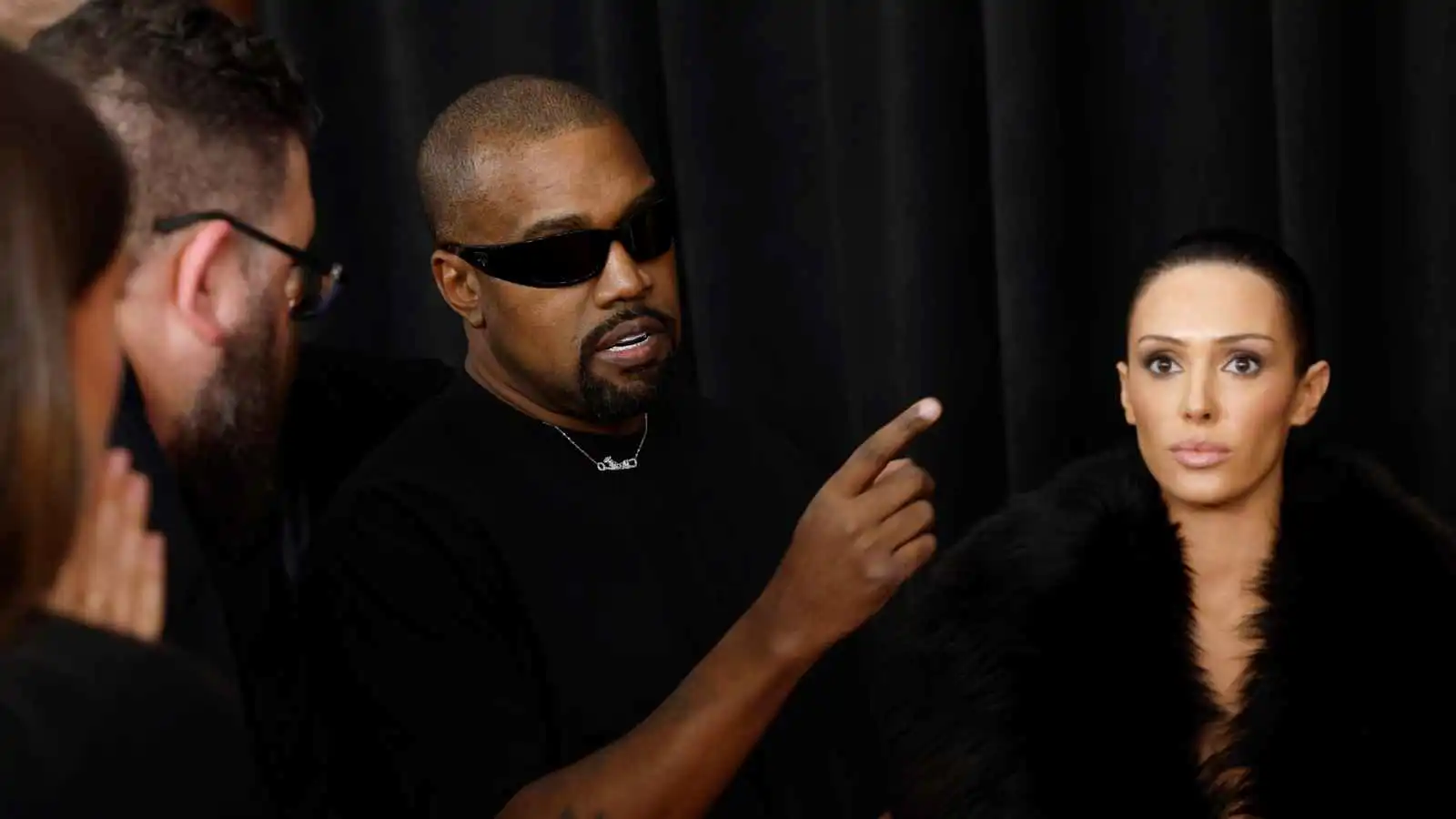 قرار حكومي يمنع كانييه ويست من دخول بريطانيا