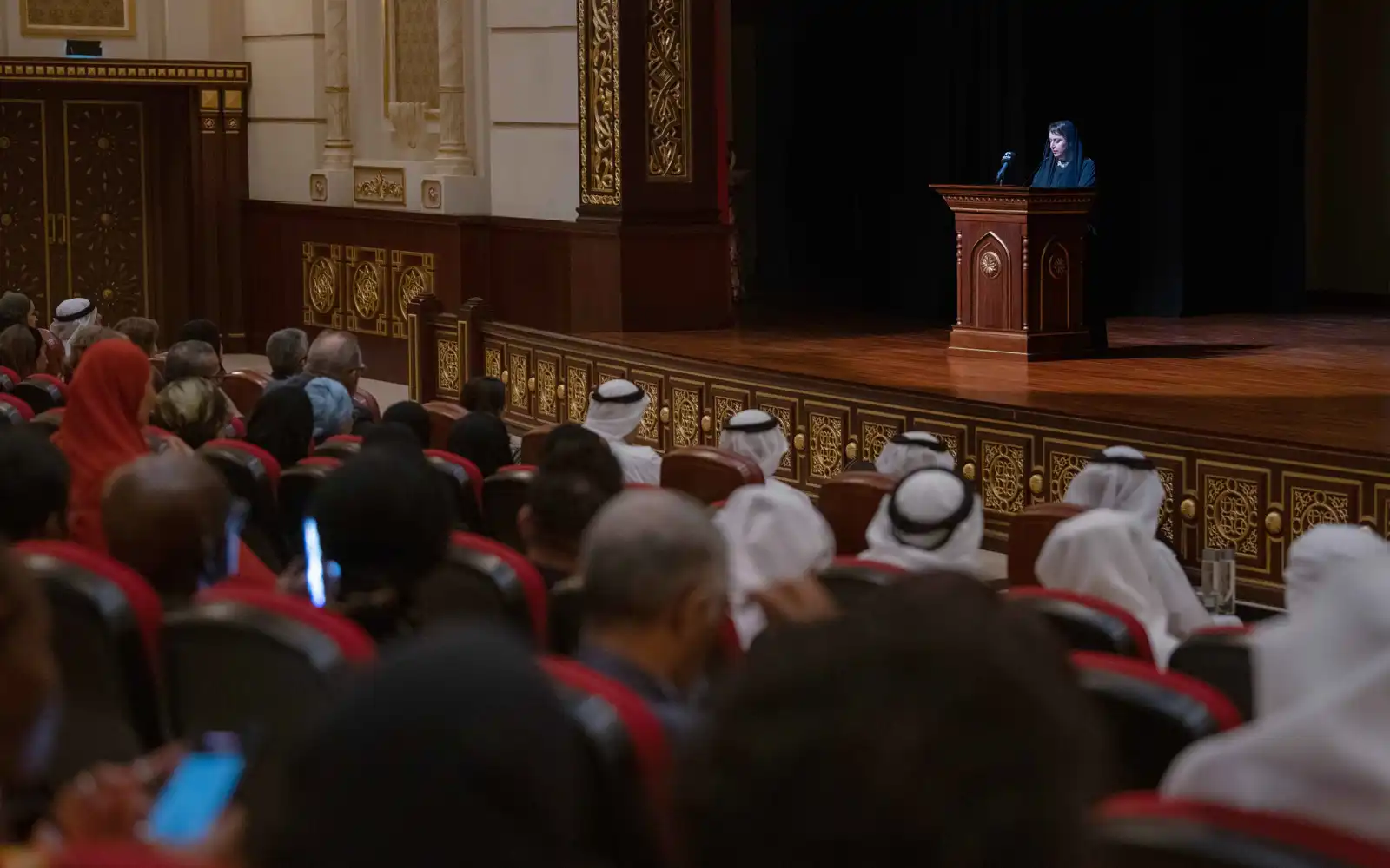الشيخة حور القاسمي