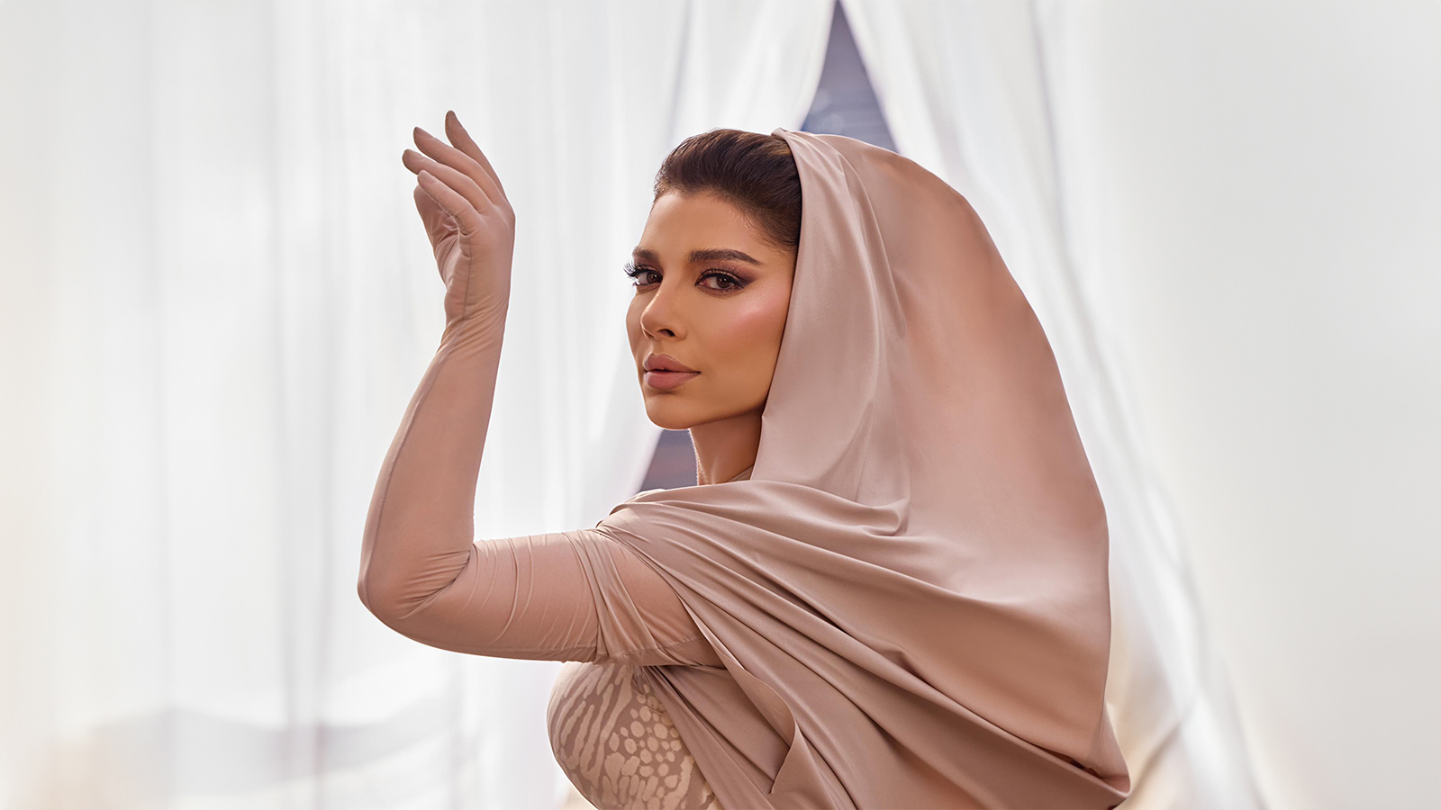 بوستر أغنية إنسان للفنانة أصالة نصري