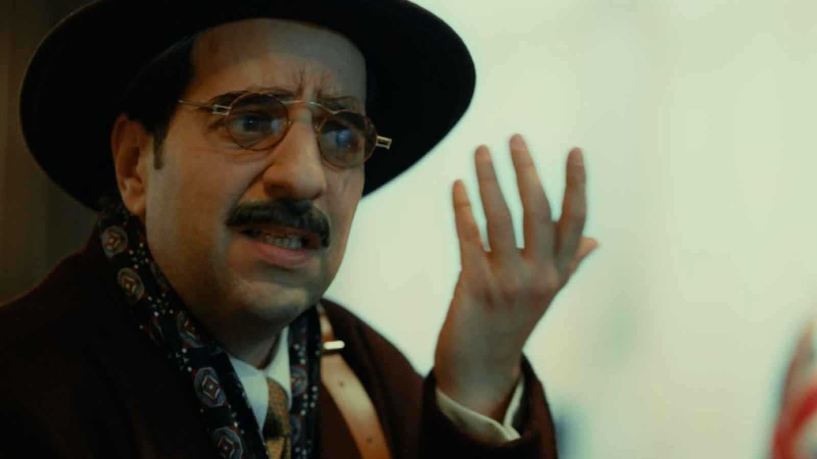 أحمد أمين ينجو من كشف هويته.. "النص التاني" الحلقة 10