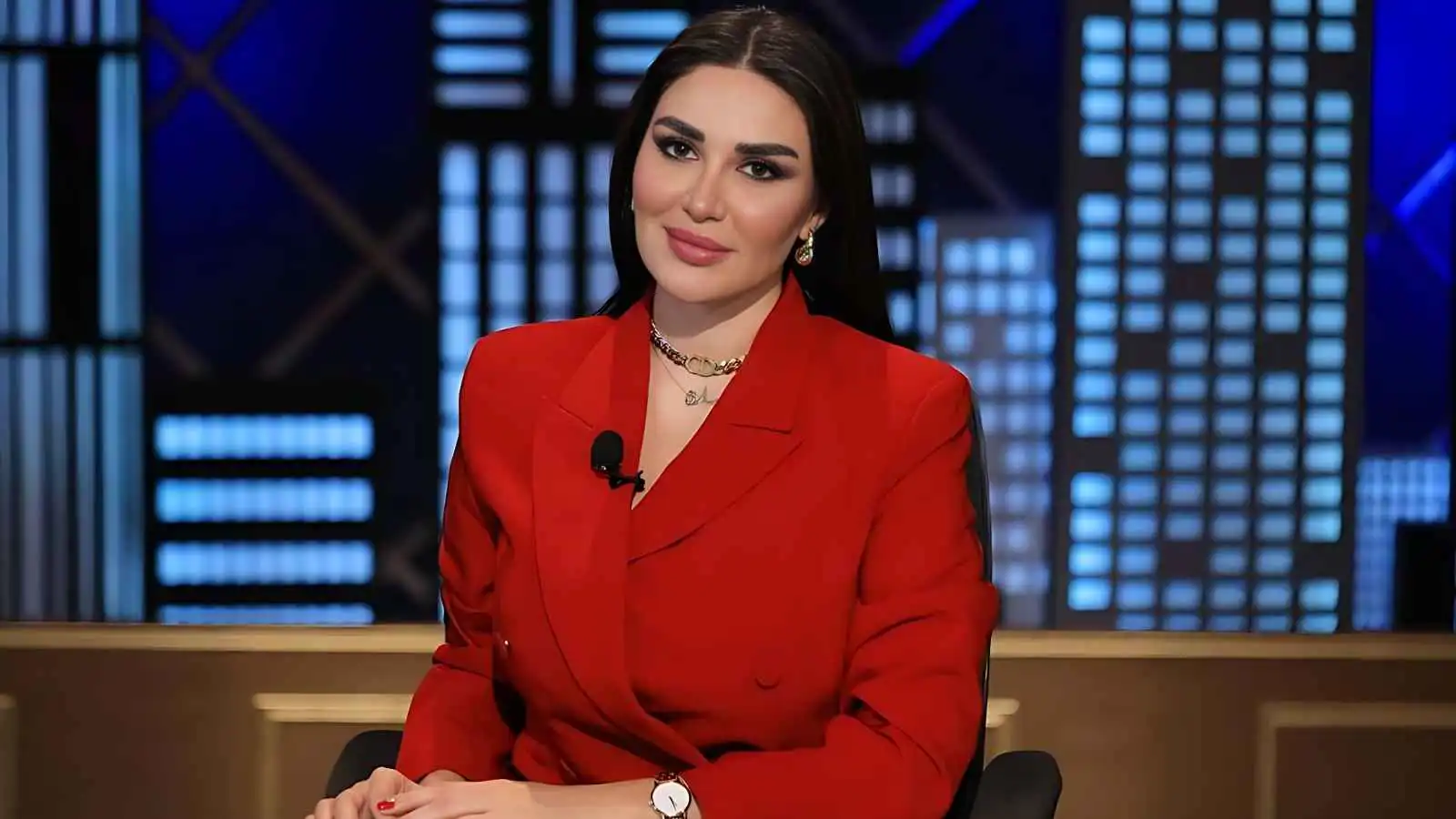 سارة نخلة تخضع لعملية جراحية عاجلة