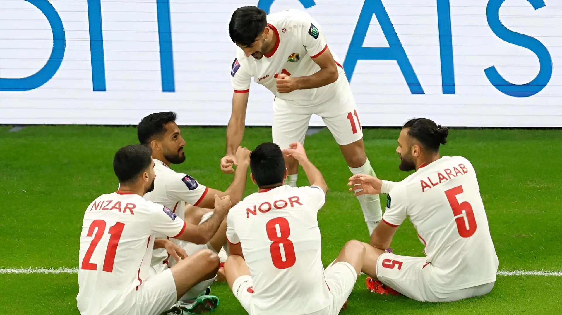 نجوم الفن العربي يهنئون المنتخب الأردني لوصوله نهائي كأس آسيا