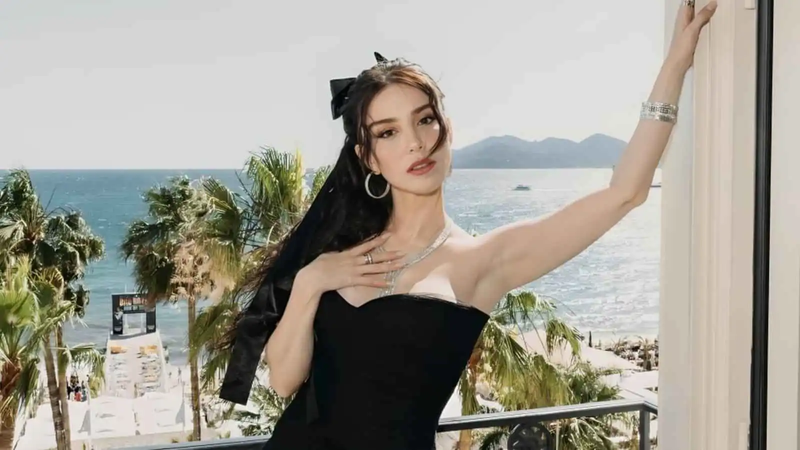 أوزغي غوريل تكشف موقفًا مرعبًا في منزلها