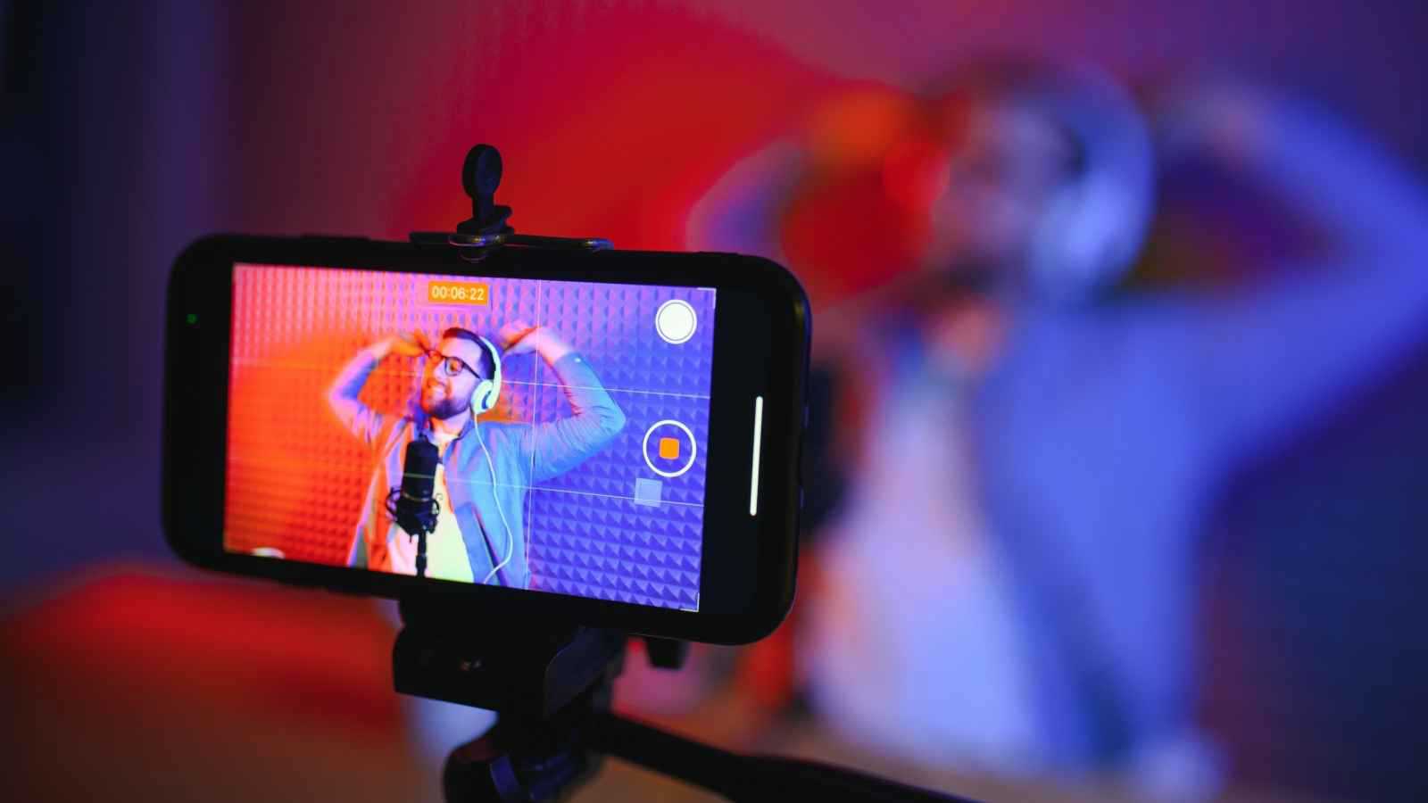 دبي تجمع نخبة صناع المحتوى في فعالية المؤثرين 