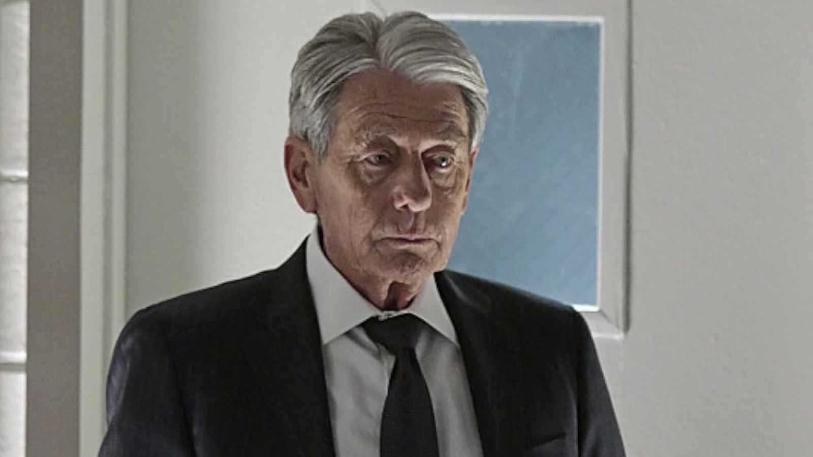 نجم أفلام "باتمان" جون نولان يودّع الحياة عن 87 عاماً 