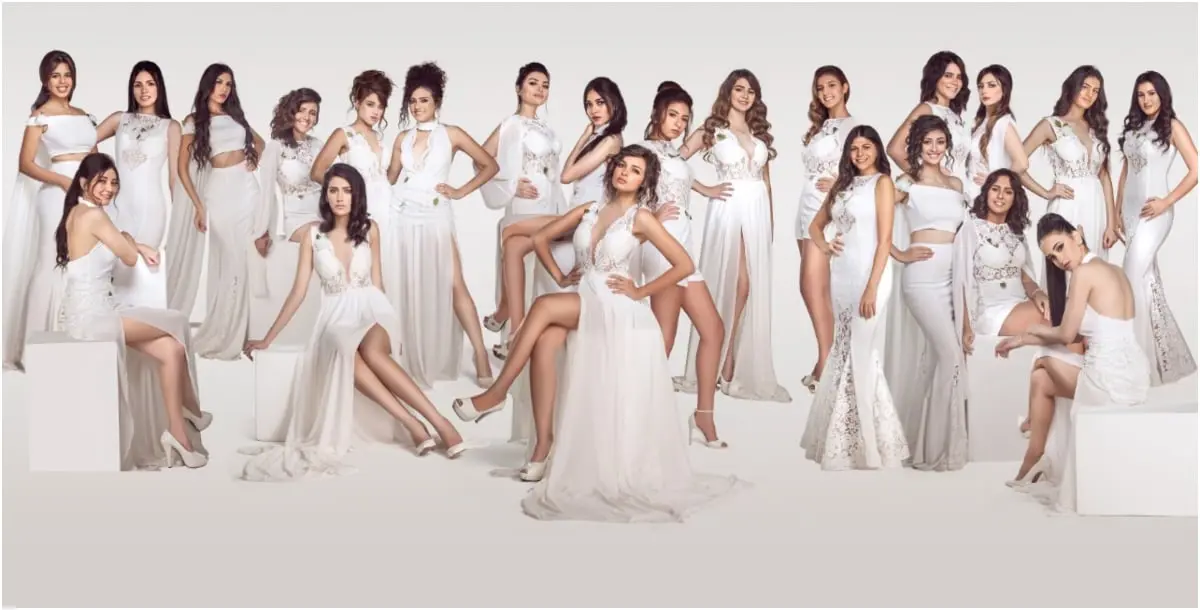متسابقات "Miss Egypt" يتألقن في إطلالة بيضاء أبرزت جمالهن وأنوثتهن!