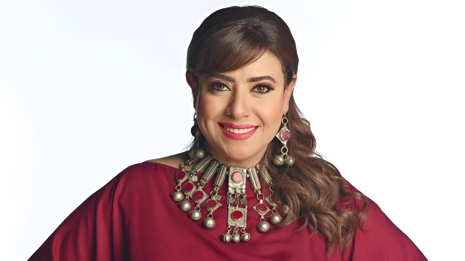نشوى مصطفى