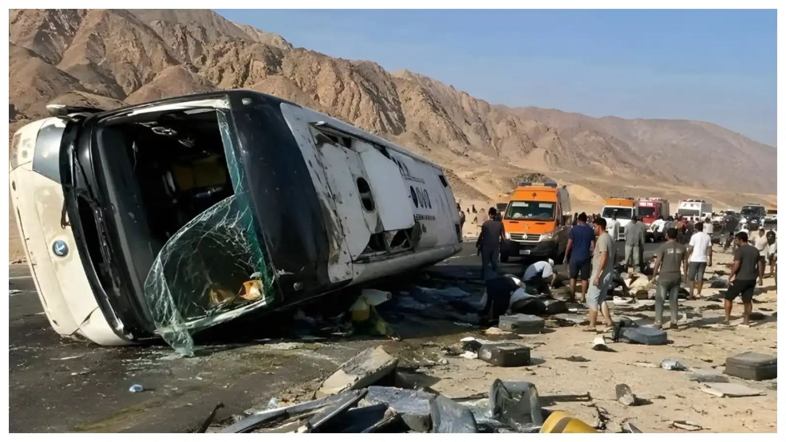 50 ضحية إثر انقلاب حافلة في نويبع المصرية.. ما سبب الحادث؟