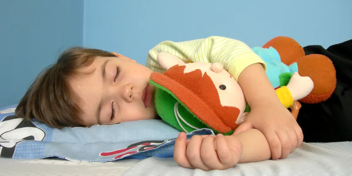 طقوس النوم أفضل للطفل من اللهّاية