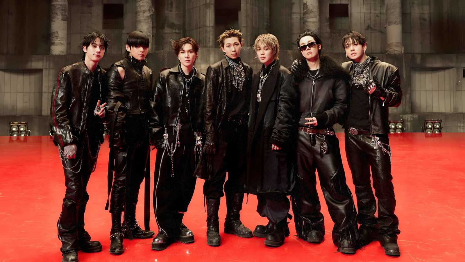 طلب اعتقال صانع أمجاد فرقة BTS الكورية