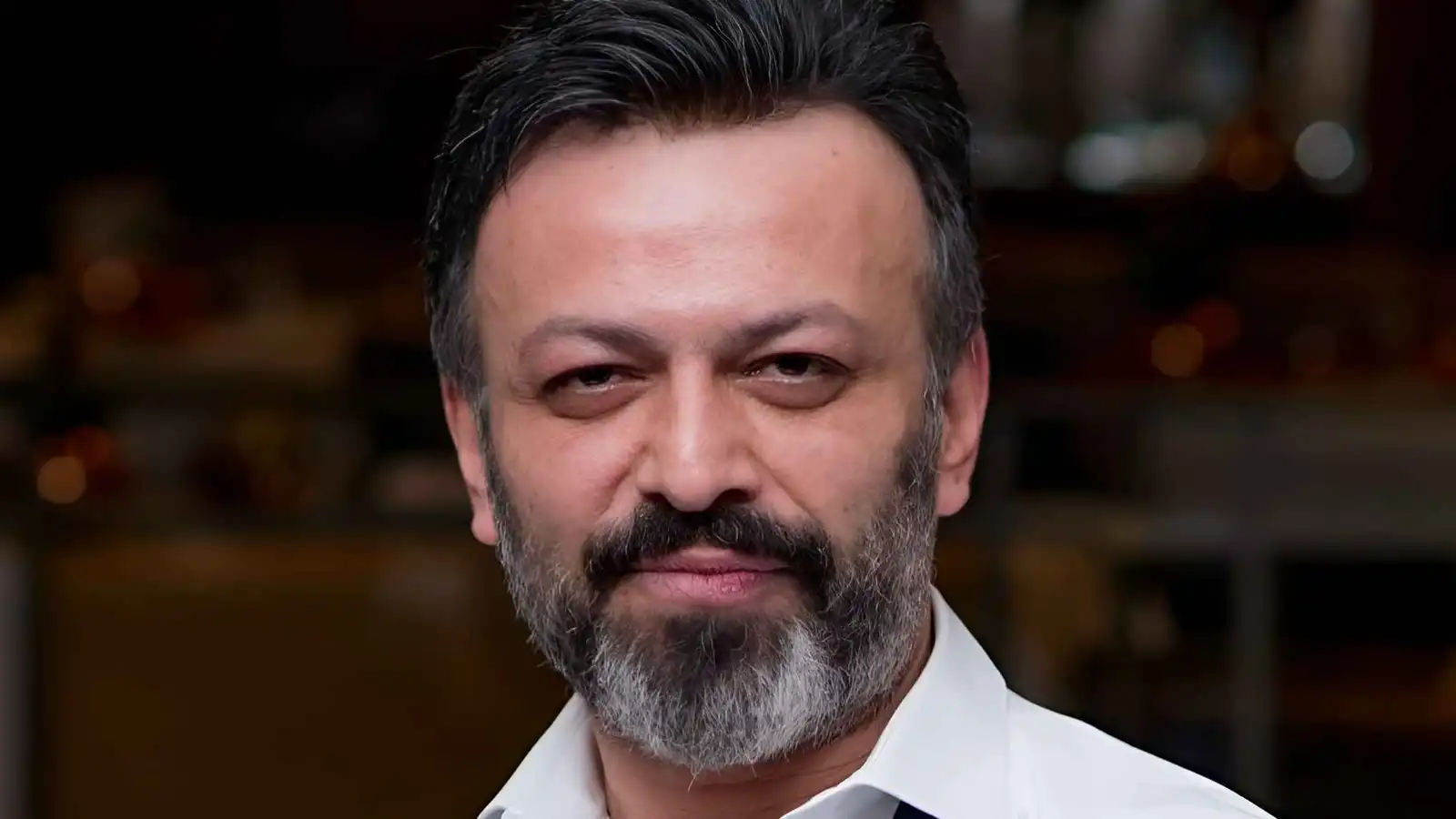 العثور على الممثل التركي سرحات كيليتش ميتا في منزله
