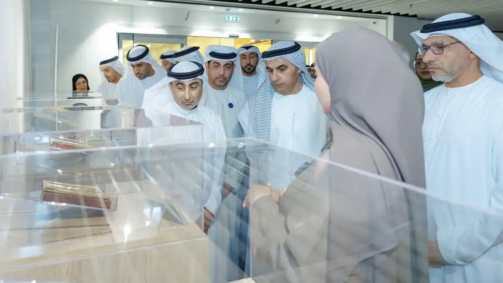 معرض مخطوطات مركز الشيخ زايد
