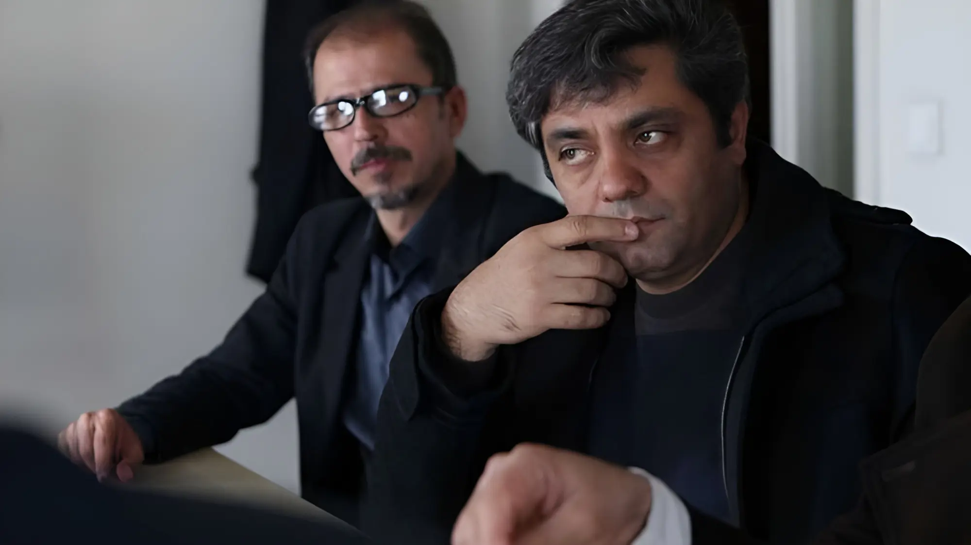 استجواب طاقم فيلم إيراني مشارك في مهرجان كان السينمائي