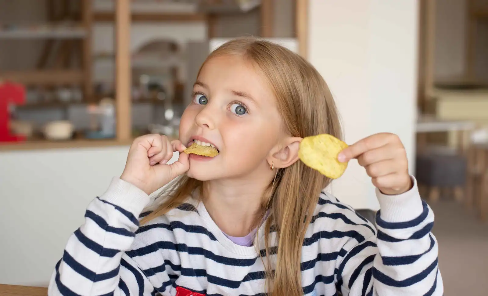 التوتر وتناول الوجبات الخفيفة عند الأطفال