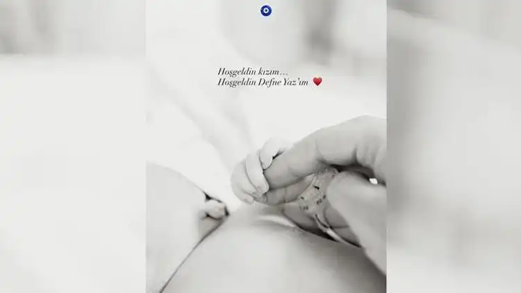 فياض شريف أوغلو يرحب بطفلته الأولى