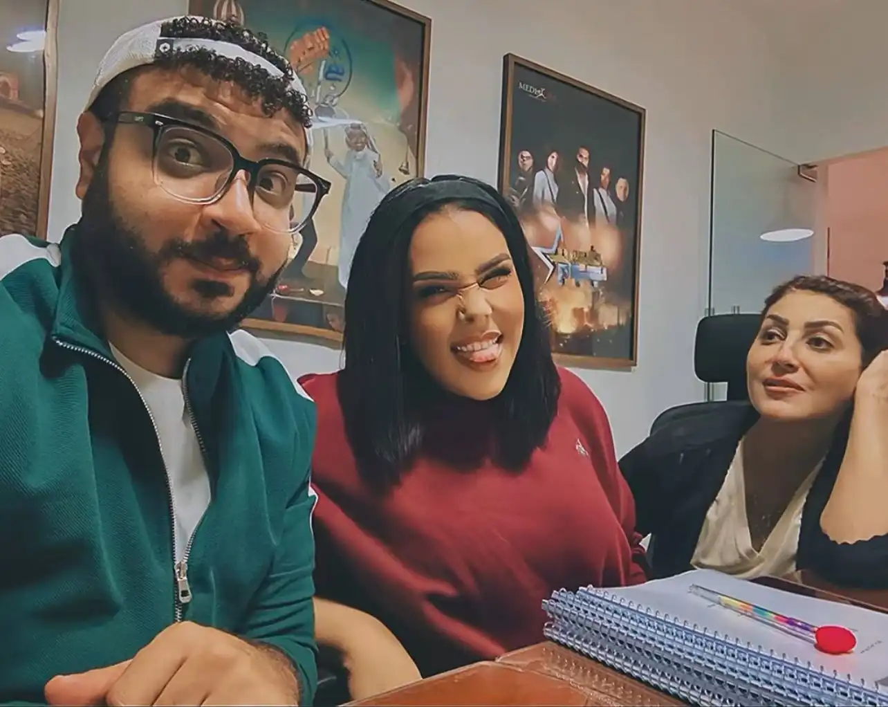 فريق العمل