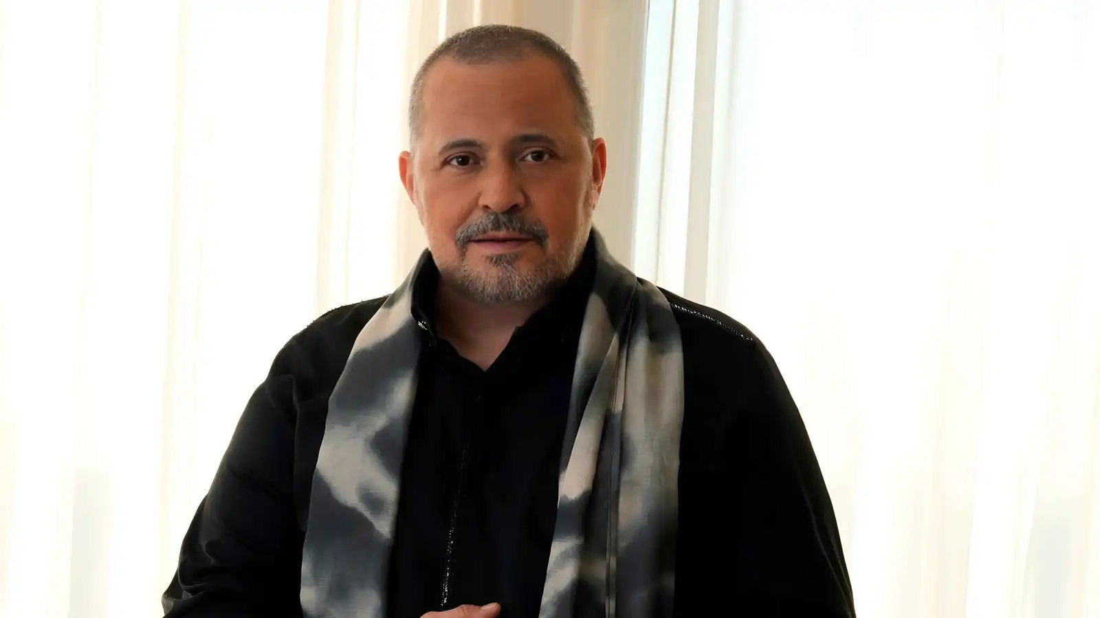 جورج وسوف يستقبل حفيده "وديع جونيور" ويعلّق: الله بيجبر الخاطر