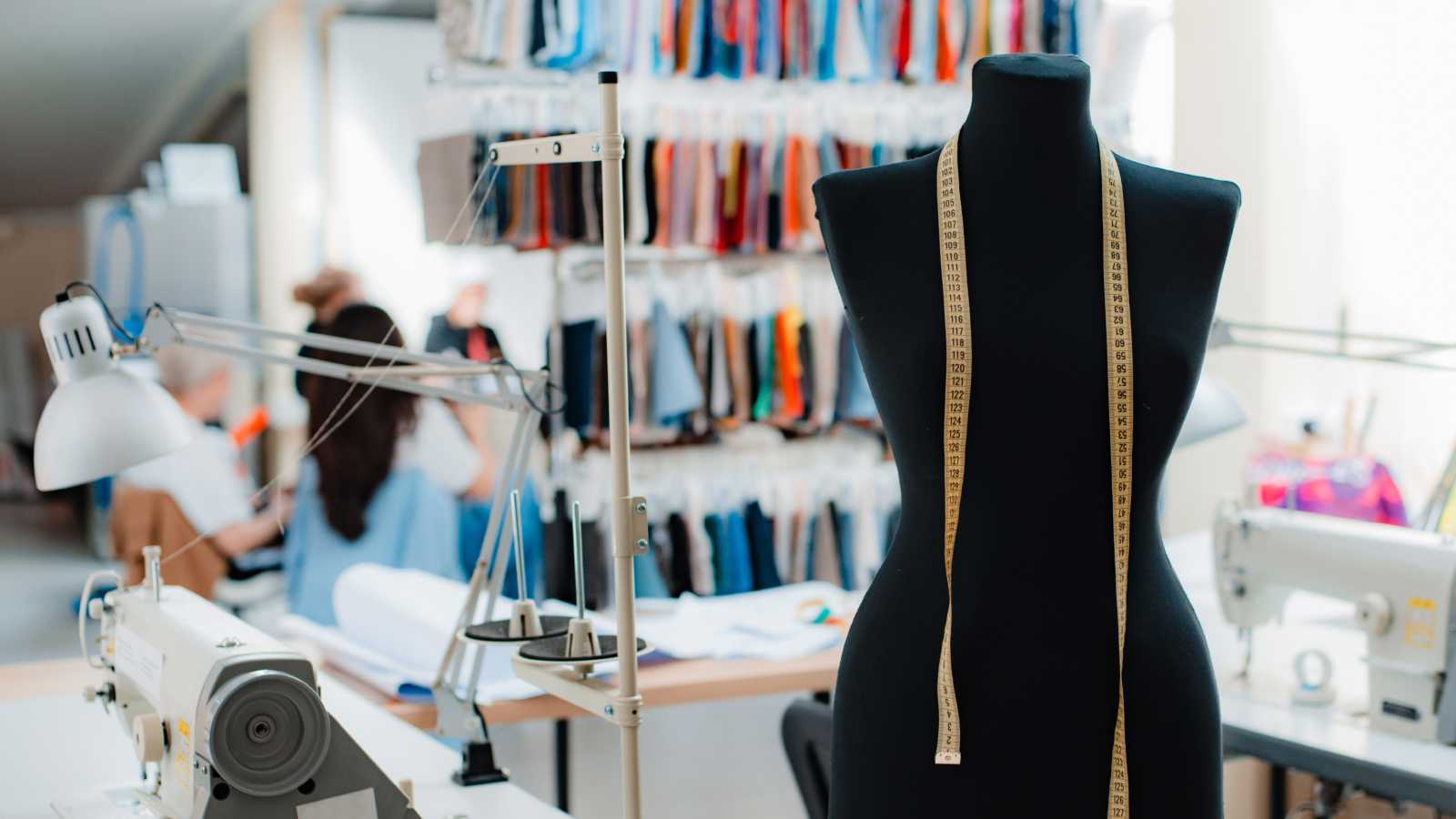 السعودية تخصص 80 مليون دولار لتمويل صناعة الأزياء