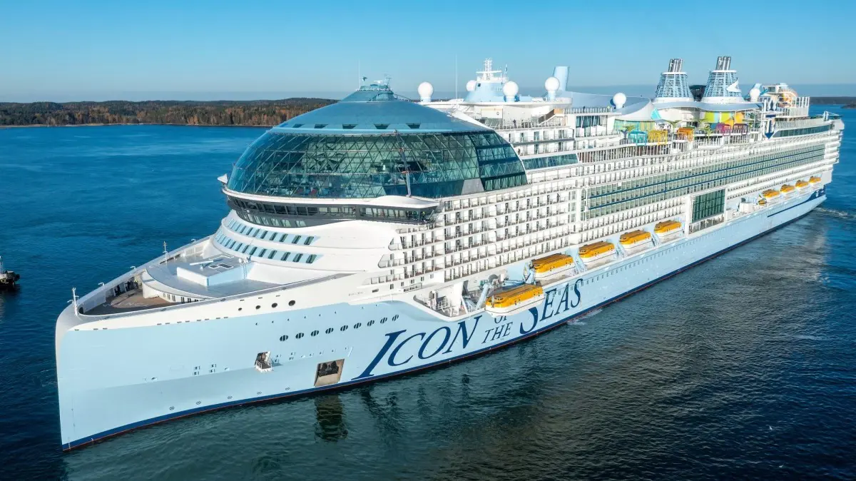 انطلاق "أيقونة البحار" أكبر سفينة سياحية في العالم