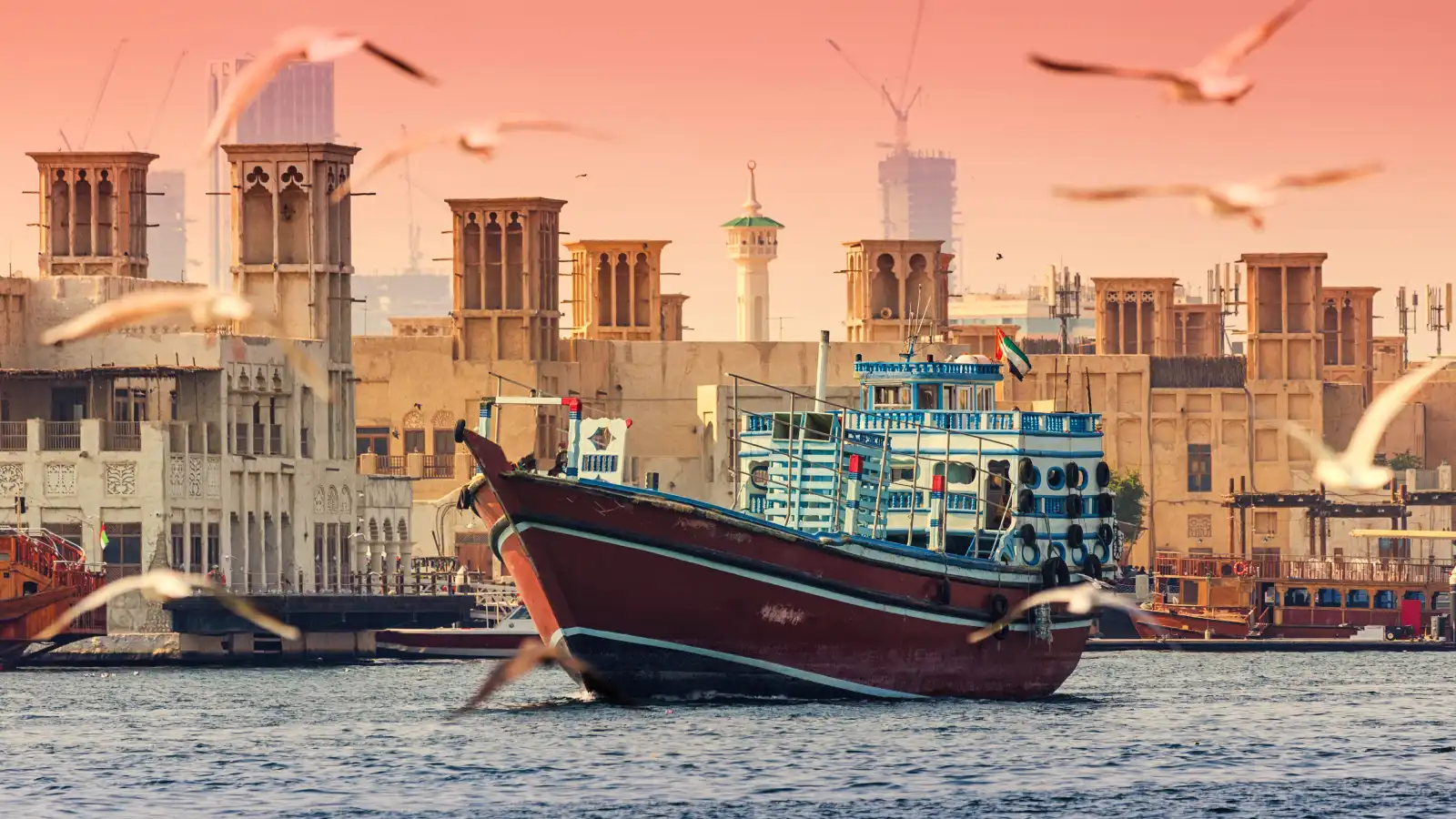 أيام الصيف الأخيرة.. 5 طرق لتنقُّل أكثر سهولة في الإمارات