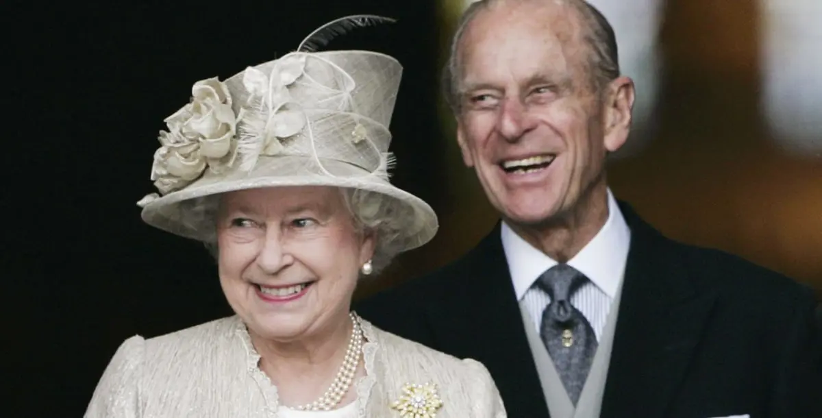 الملكة إليزابيث تنشرتها المفضلة مع زوجها الراحل الأمير فيليب