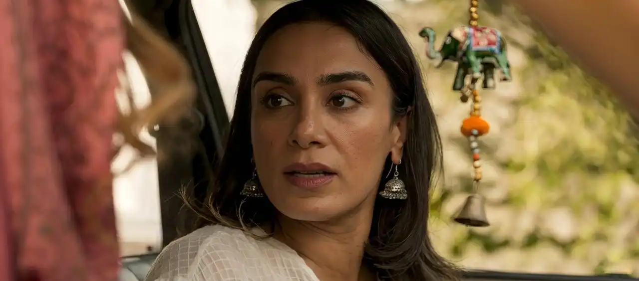 نوار يوسف تخطو نحو السينما الأميركية بـ Stolen Girl
