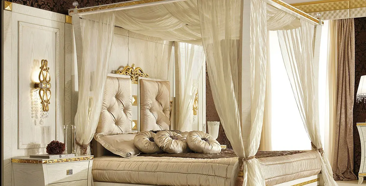 الأسرّة ذات الستائر .. لديكور ملوكي في غرف النوم