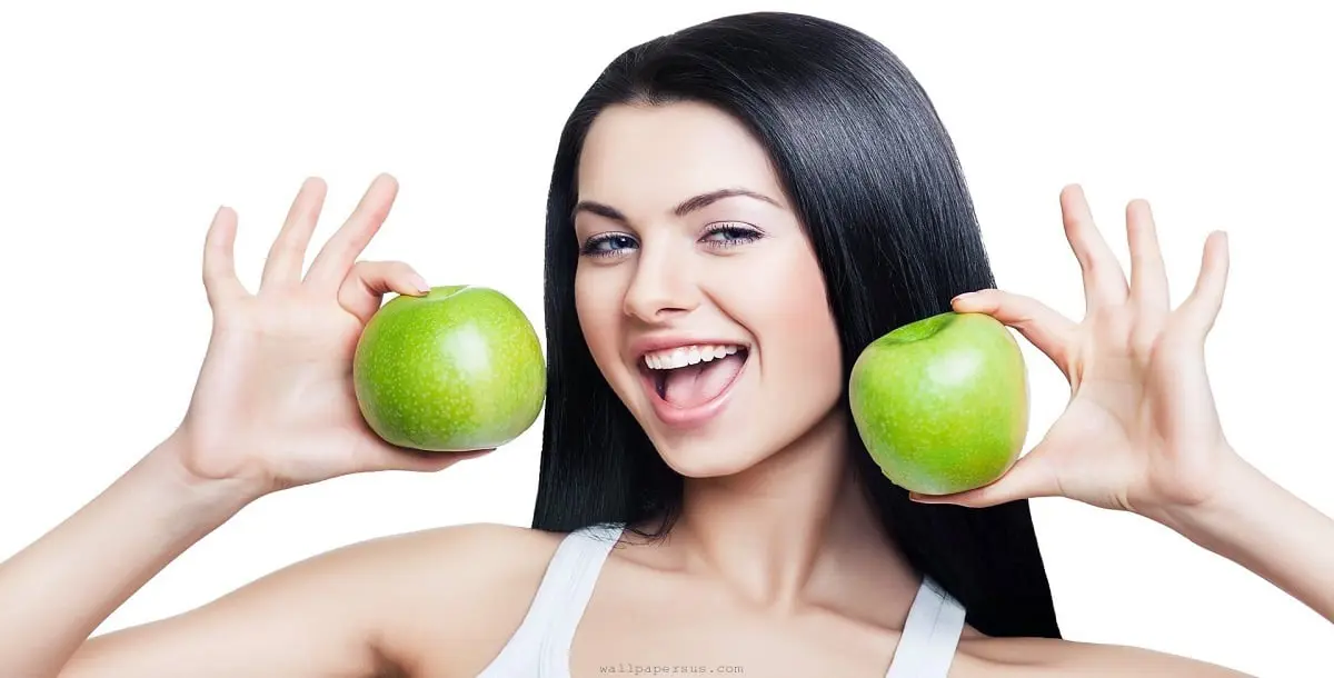 أهم 7 مواد غذائية لتطويل الشعر