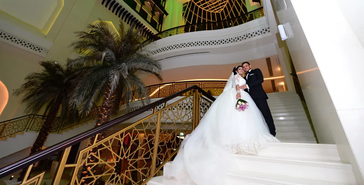 "باب القصر" يُقدّم وجهة مثالية لحفلات الزفاف الأسطورية