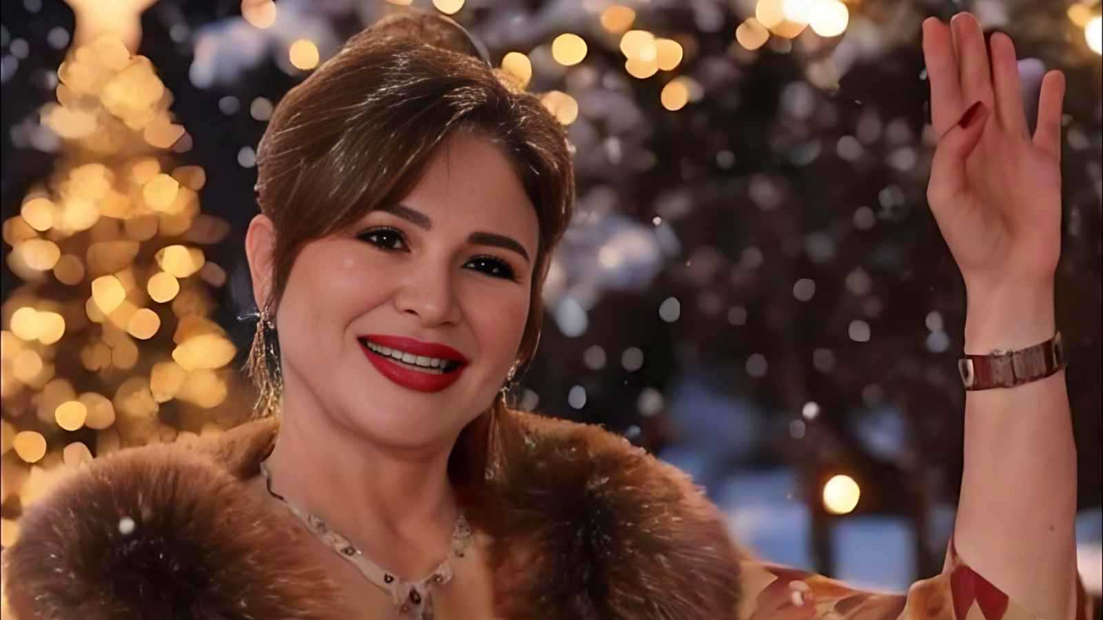 يسرا وليلى علوي تحتفلان بعيد ميلاد إلهام شاهين