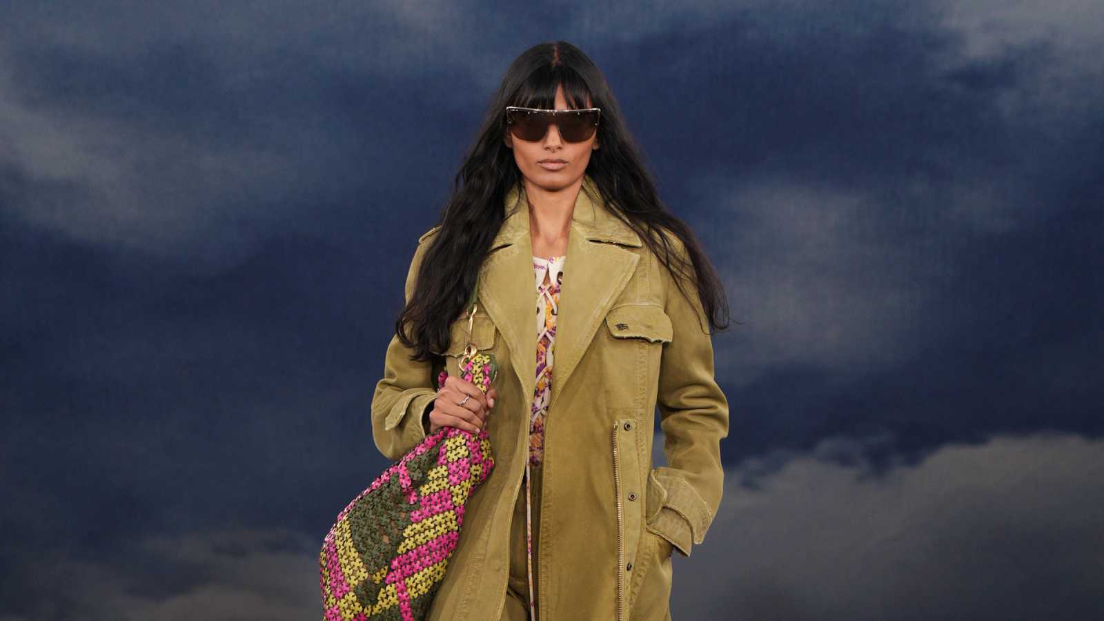 Burberry تختتم أسبوع الموضة في لندن