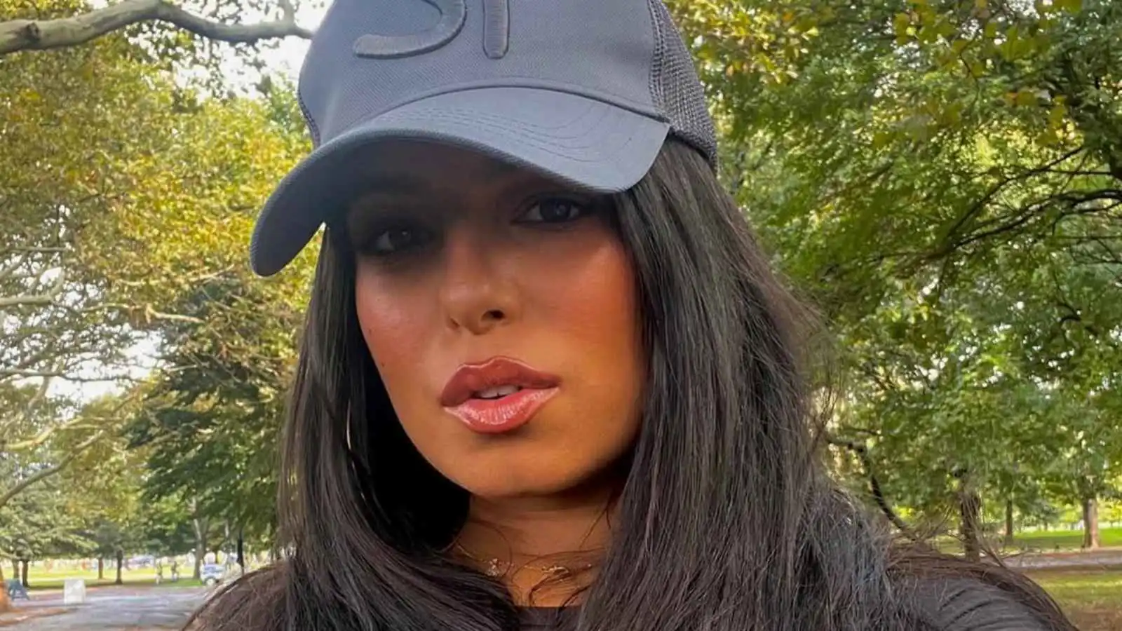 كيف استقبلت مريم عامر منيب النجم محمد صلاح بعد كأس العالم؟