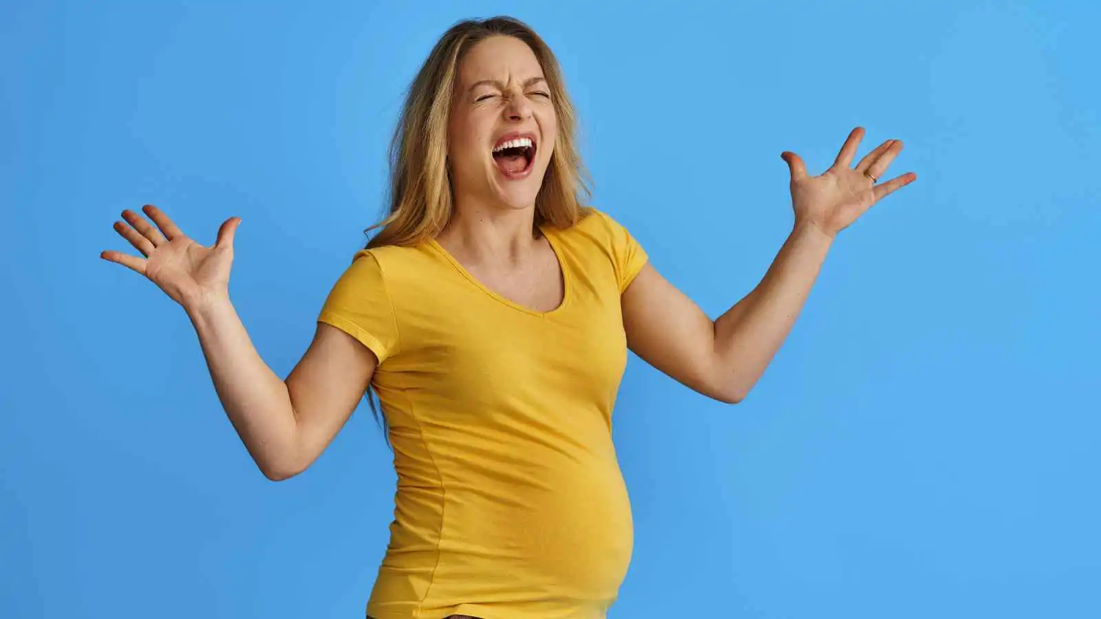 تقلبات المزاج أثناء الحمل.. متى يجب طلب المساعدة؟