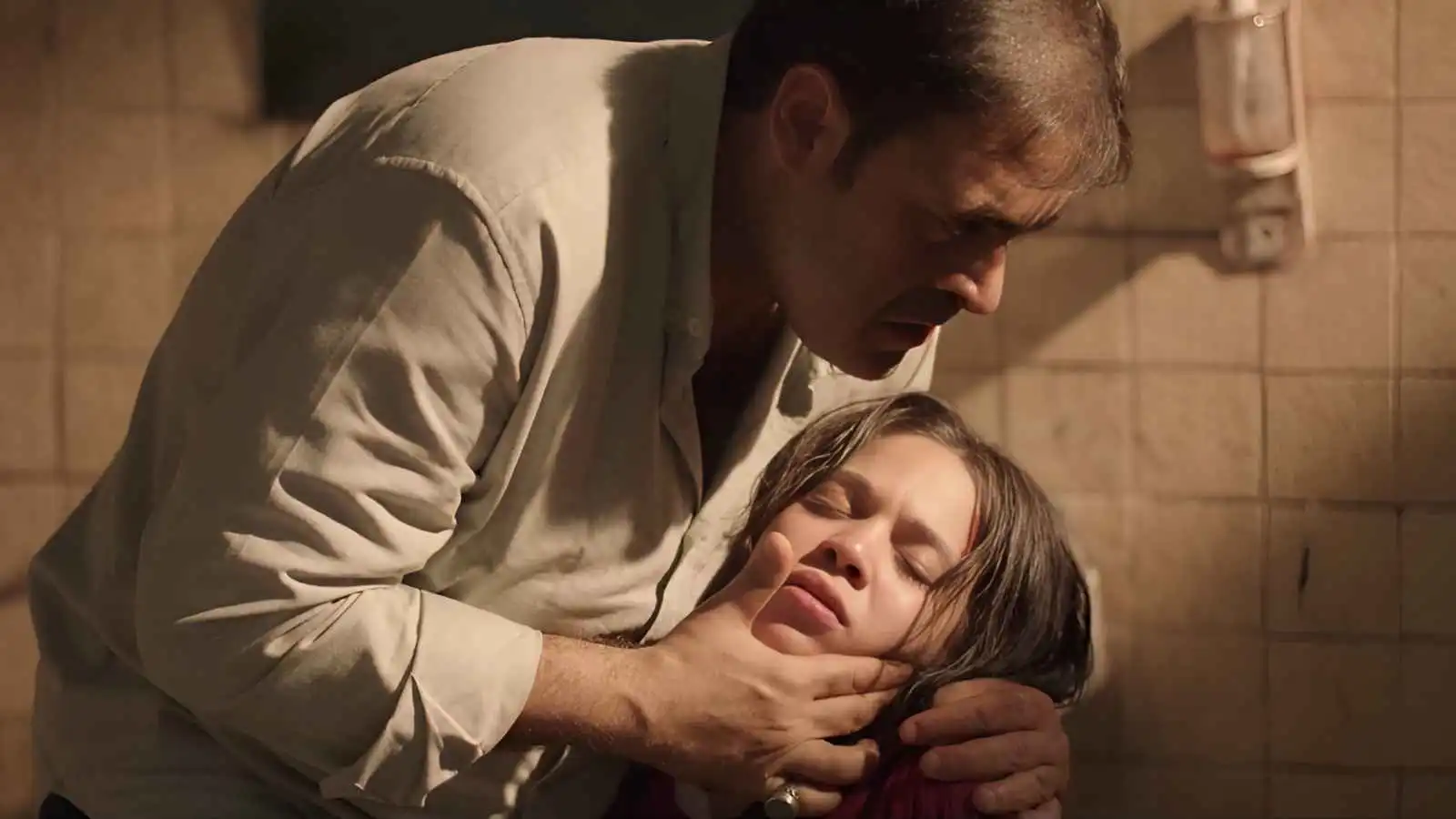 مسلسل "تحت السن" الحلقة الأخيرة تكشف حقيقة مقتل هنا