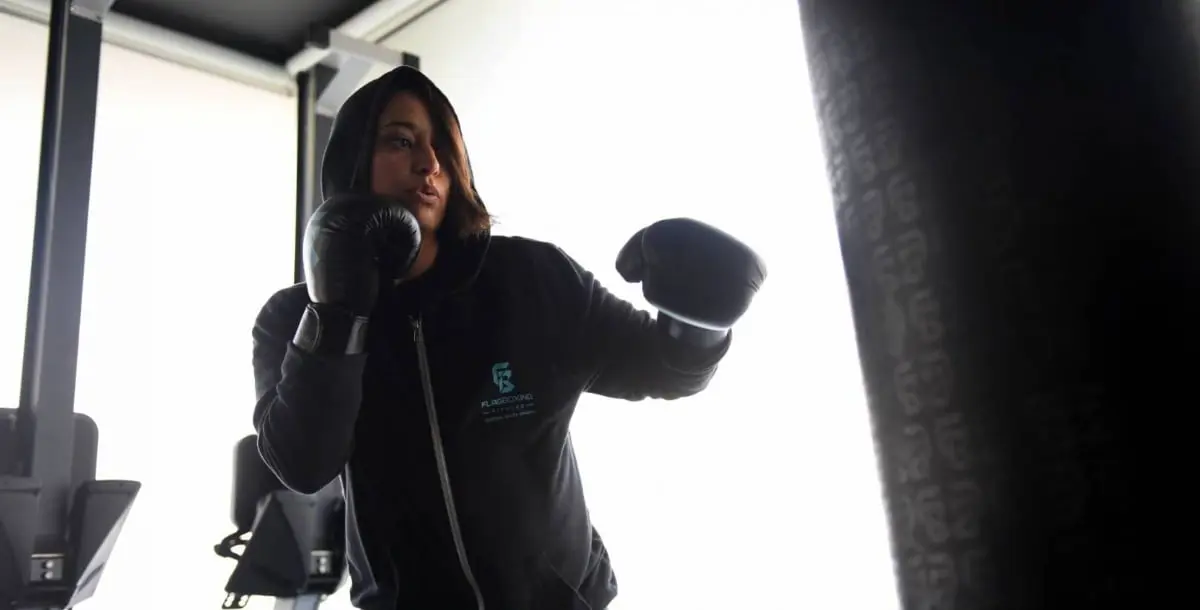 الملاكمة السعودية هالة الحمراني: البطولات تنطلق في 2020.. وعلى كل امرأة تنمية قدراتها القتالية!