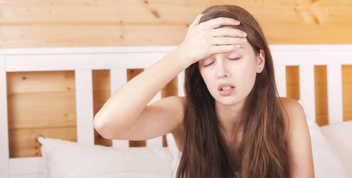 5 أعراض للإصابة بالصداع الصباحي