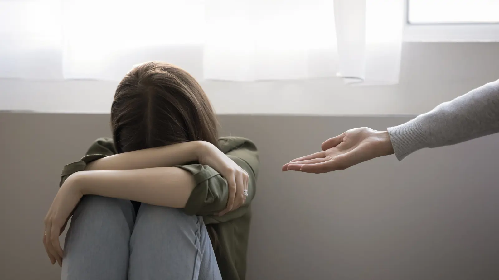 الحزن المستمر عند المرأة 