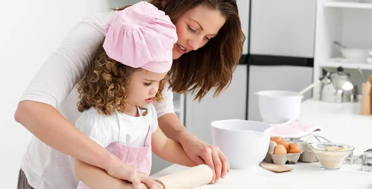 كيف تُحببين أطفالك بالطبخ