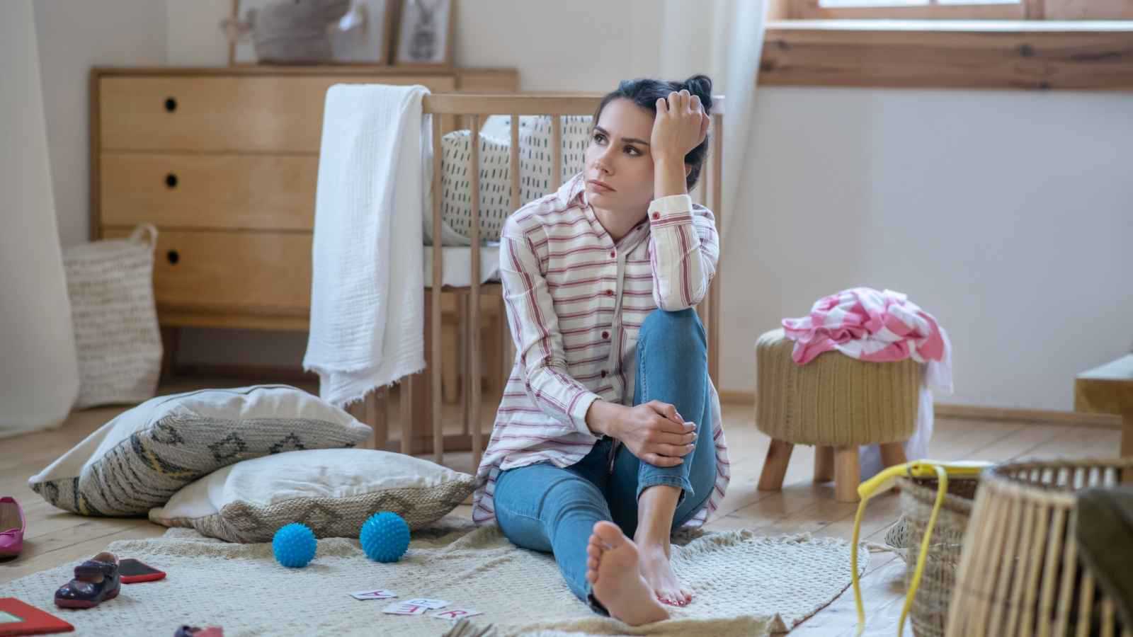 الأم وتعدد الأدوار.. ما الحل؟. للمزيد 