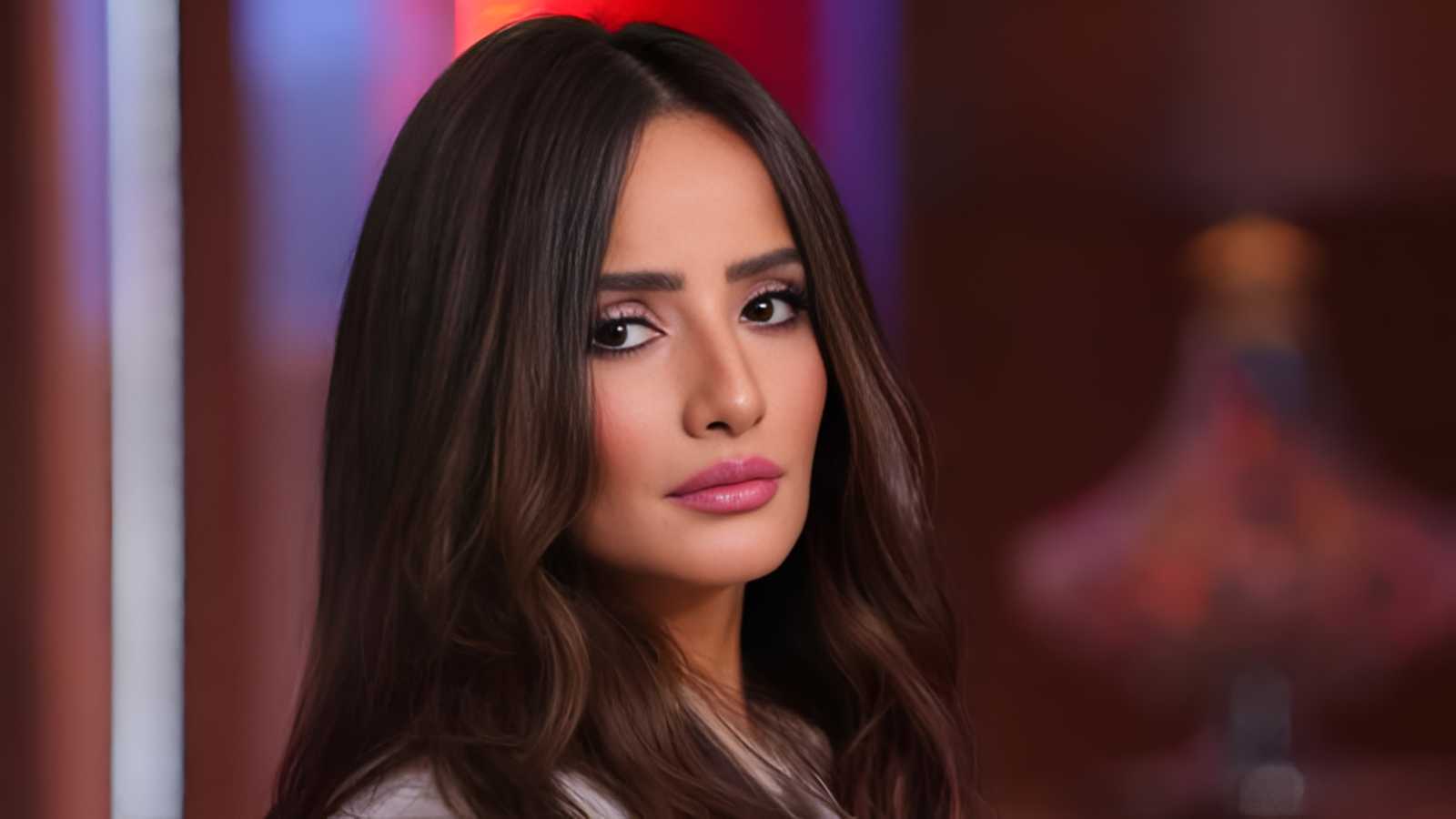 نجوم الفن يشيّعون جنازة شقيق زينة