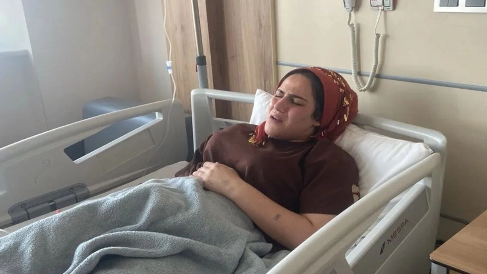 التركية بينظير أيدين 