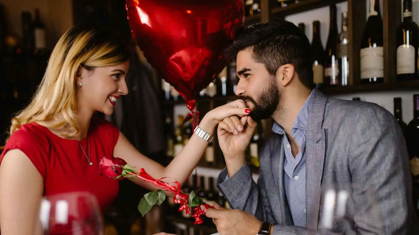 الفرق بين كيمياء البدايات والتوافق العاطفي
