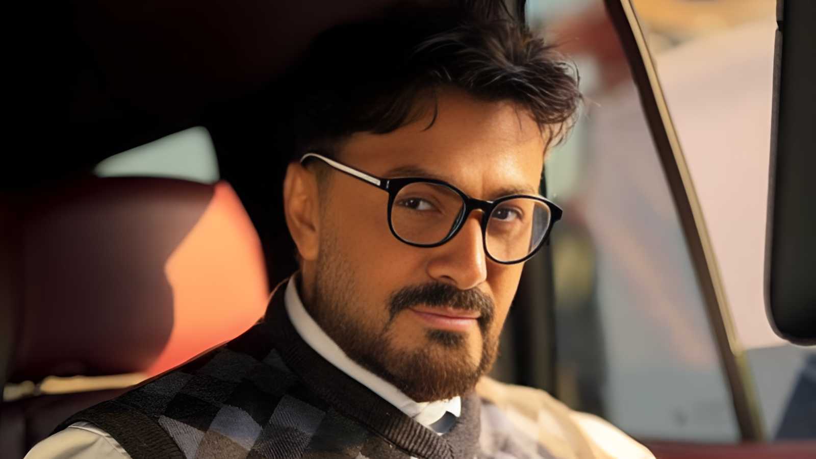 تامر حسني يتدخل لوقف "الفتنة الغذائية".. هل نظام الطيبات المقصود؟ 