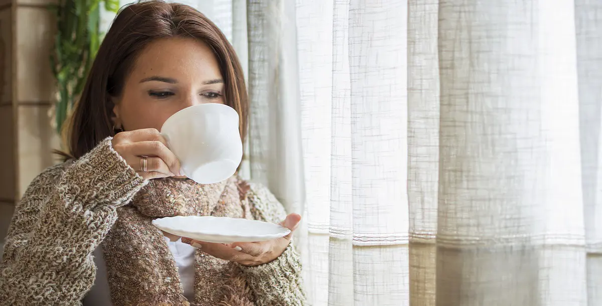 لا تتناولي الشاي ساخنًا حتى لا تصابي بهذا المرض الخطير!