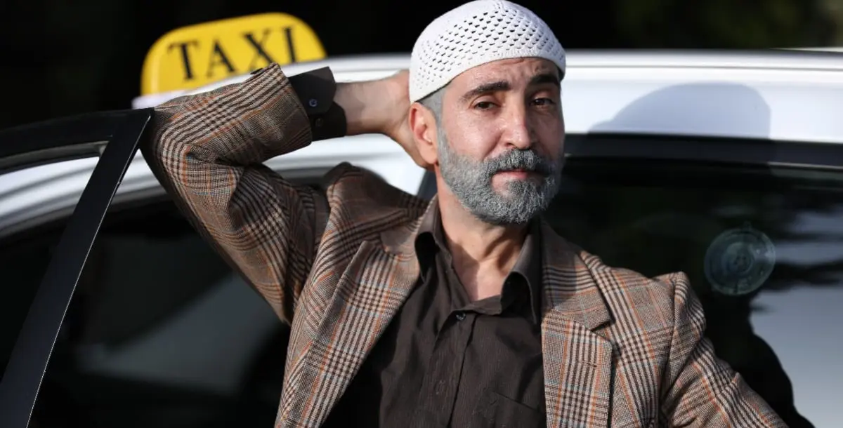 وسام صبّاغ بـ"تاكسي أبو شفيق" في رمضان.. وسياسيون لبنانيون على قائمة ضيوفه!
